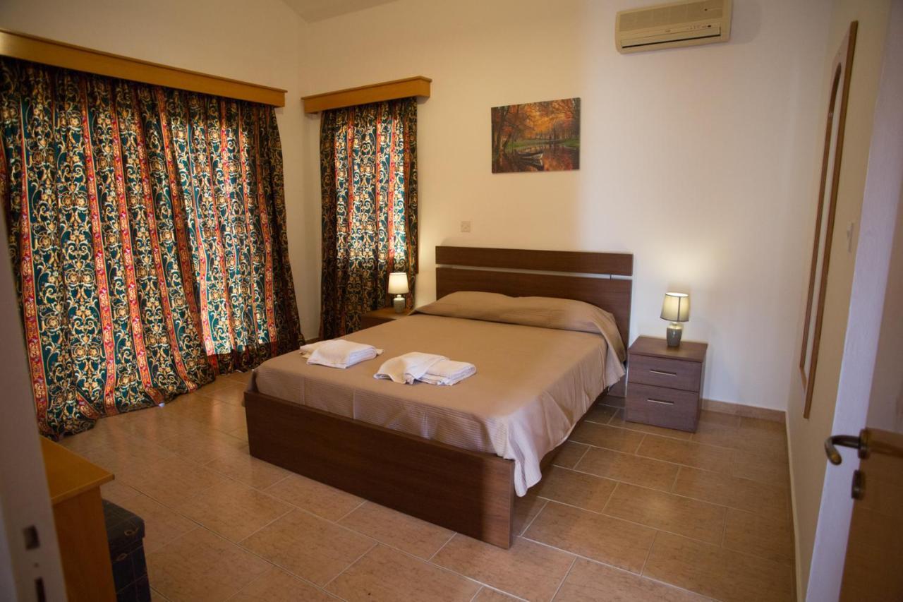 Marilia 1 Villa Polis Buitenkant foto